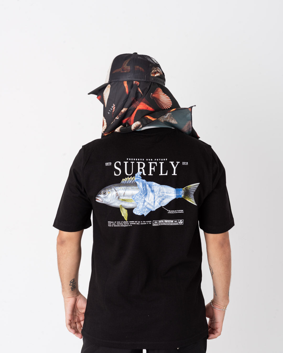 Camiseta pez botella