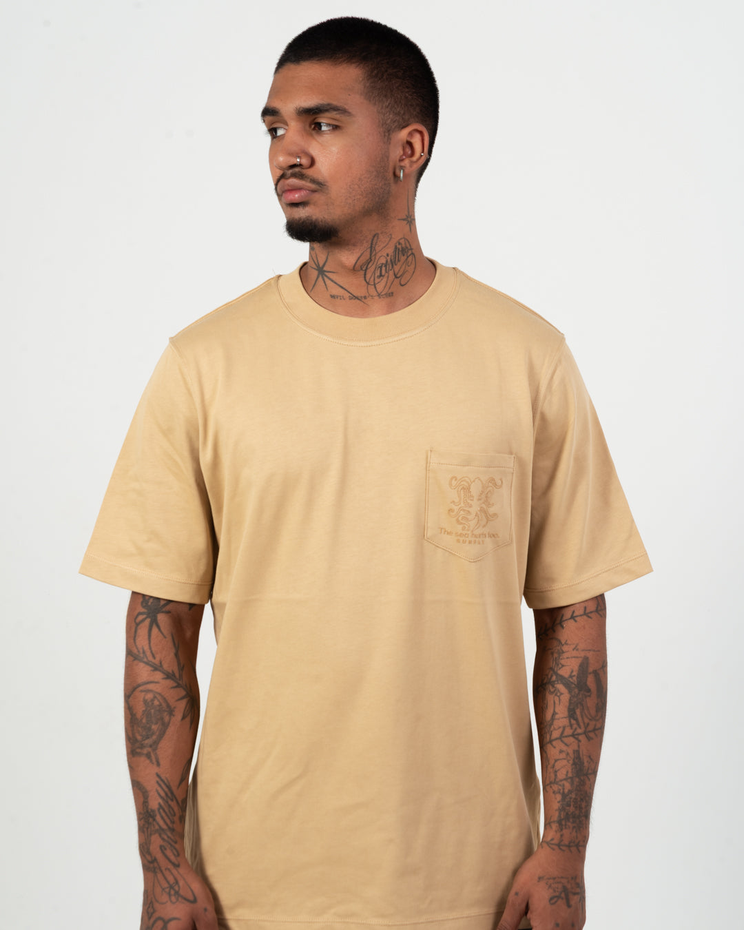 Camiseta basica pulpo